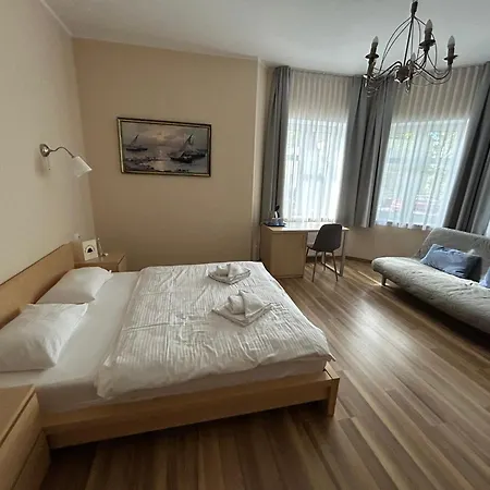 Pod Lipami Świnoujście