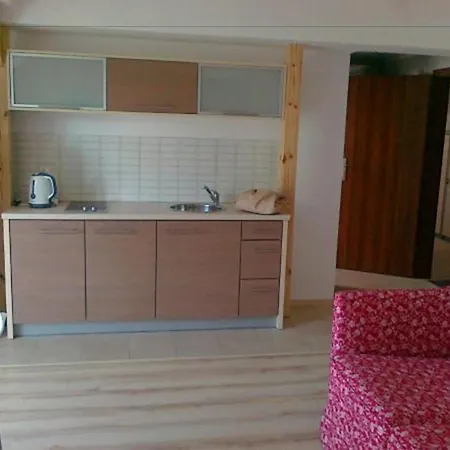 Pod Lipami Homestay szállás *