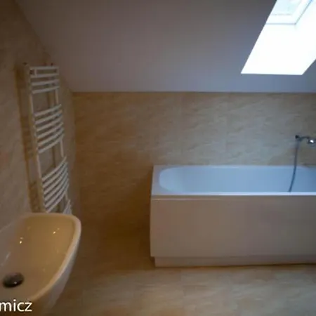 Pod Lipami Ubytování v soukromí *