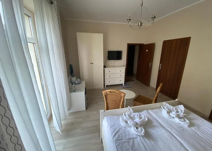 Pod Lipami Kwatera prywatna