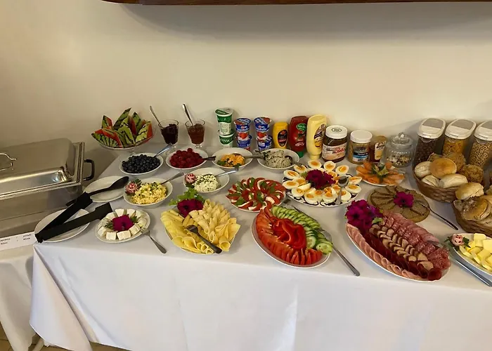 Pod Lipami Kwatera prywatna